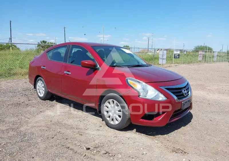 2016 Nissan VERSA фото