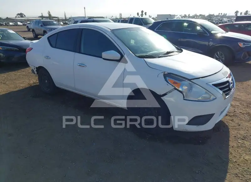 2016 Nissan VERSA фото
