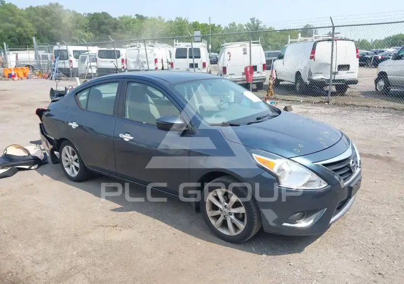 2016 Nissan VERSA photo