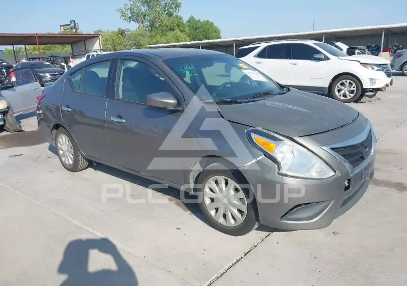2016 Nissan VERSA фото