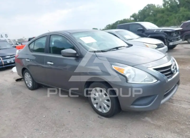 2016 Nissan VERSA фото