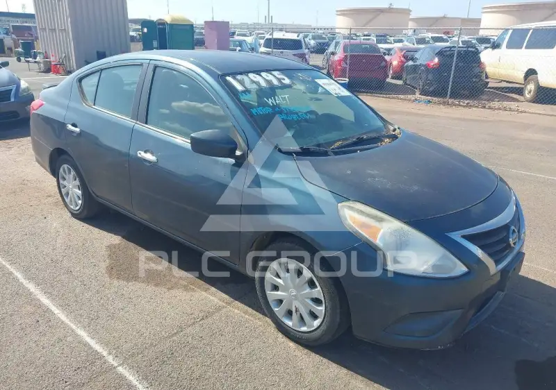 2016 Nissan VERSA photo