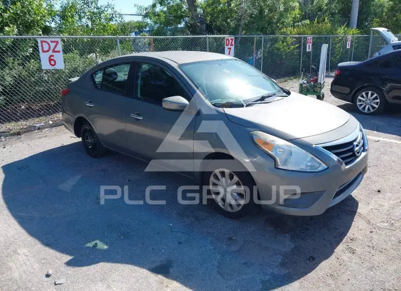2016 Nissan VERSA фото
