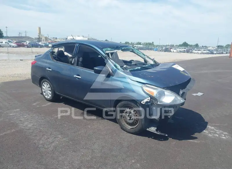 2016 Nissan VERSA фото