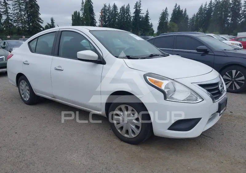 2016 Nissan VERSA фото