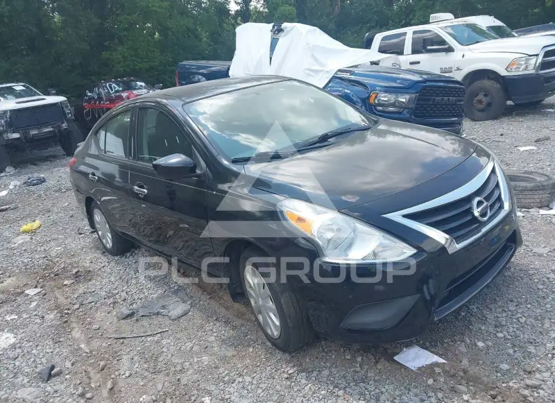 2016 Nissan VERSA photo