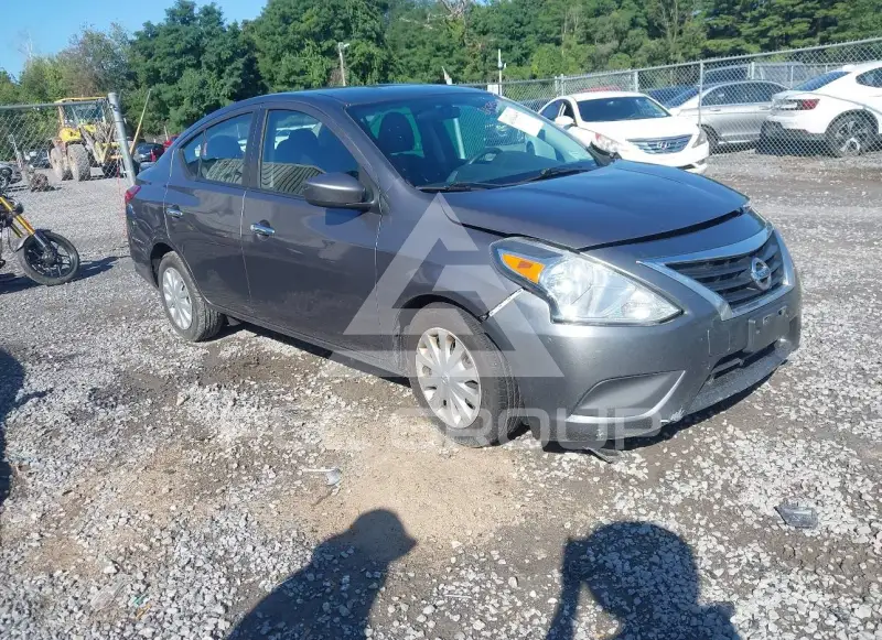 2016 Nissan VERSA фото