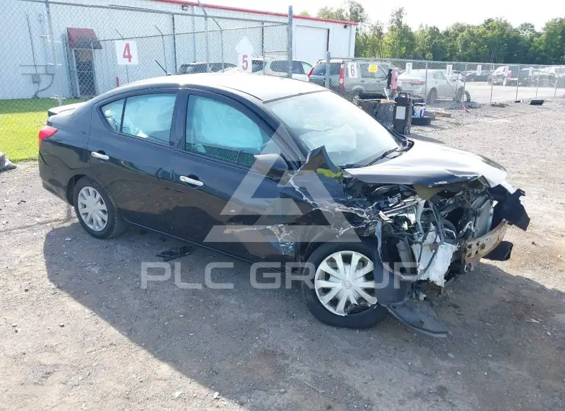2016 Nissan VERSA фото