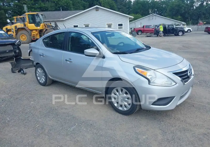 2016 Nissan VERSA фото