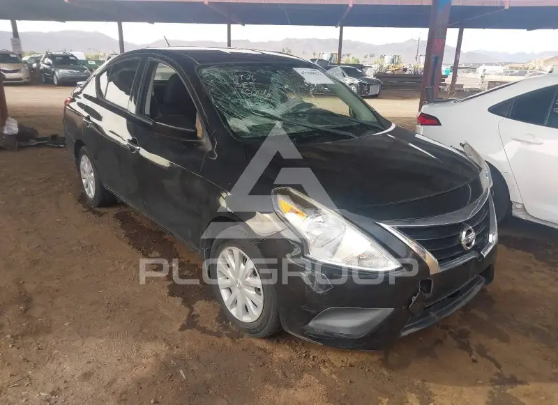 2016 Nissan VERSA фото