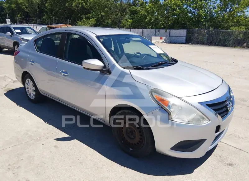 2016 Nissan VERSA photo