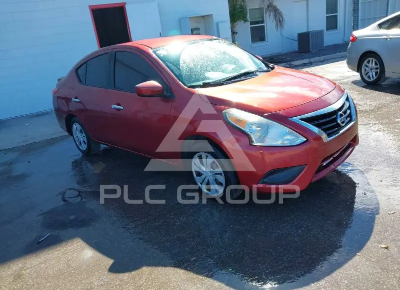 2016 Nissan VERSA photo