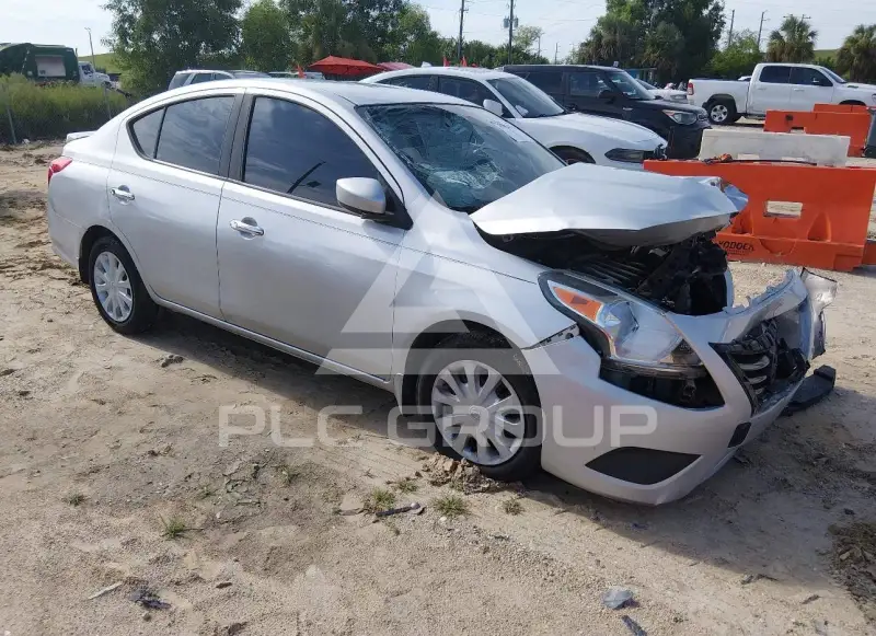 2016 Nissan VERSA фото