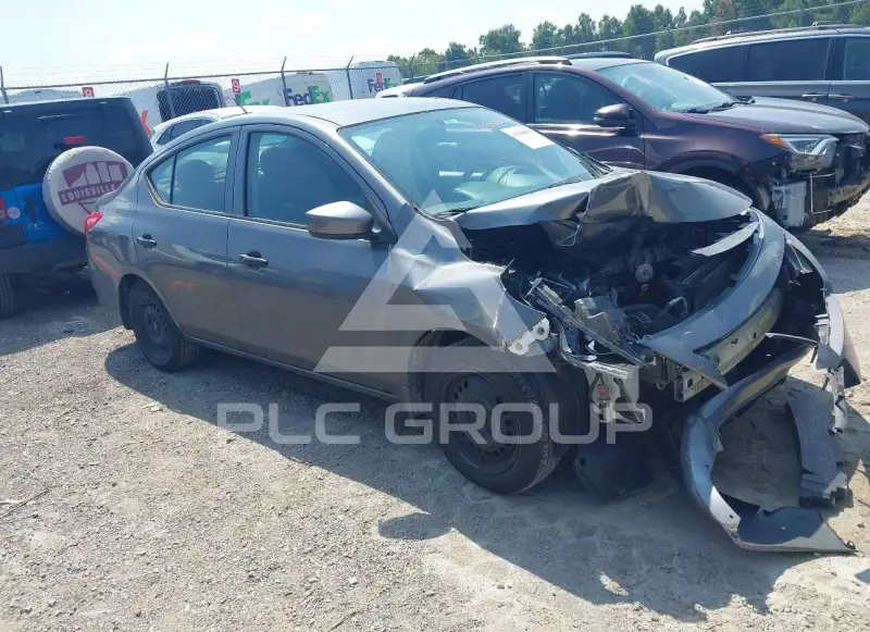 2016 Nissan VERSA фото