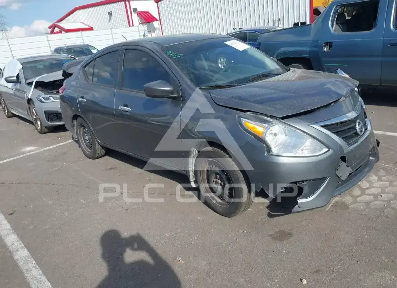 2016 Nissan VERSA фото