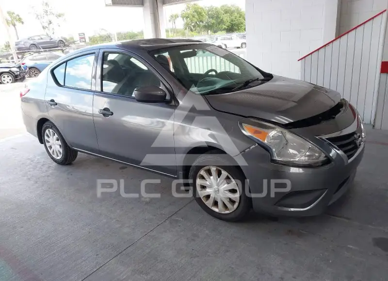 2016 Nissan VERSA фото