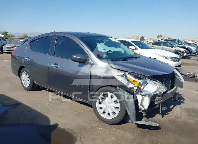 2016 Nissan VERSA фото