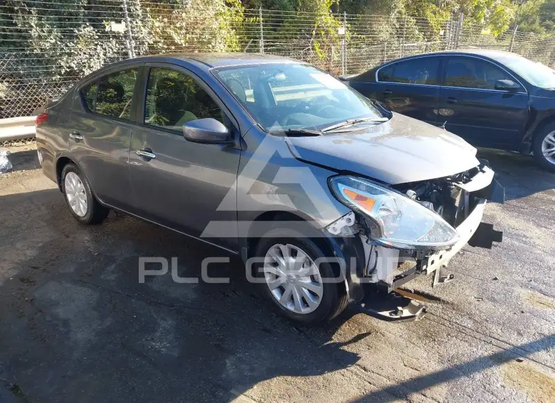 2016 Nissan VERSA фото