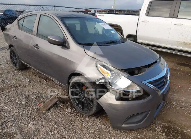 2016 Nissan VERSA фото