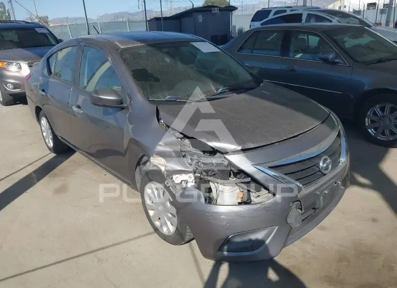 2016 Nissan VERSA фото