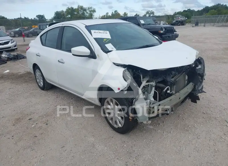 2016 Nissan VERSA фото