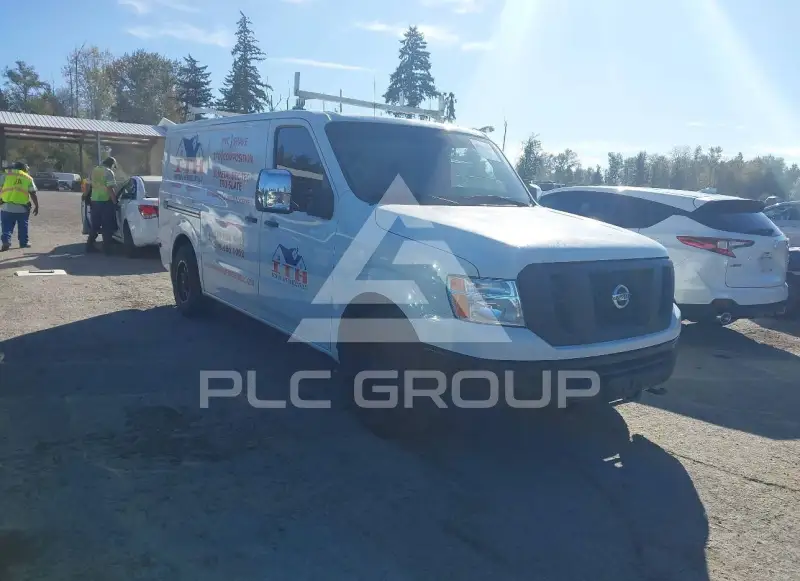 2016 Nissan NV 2500 photo