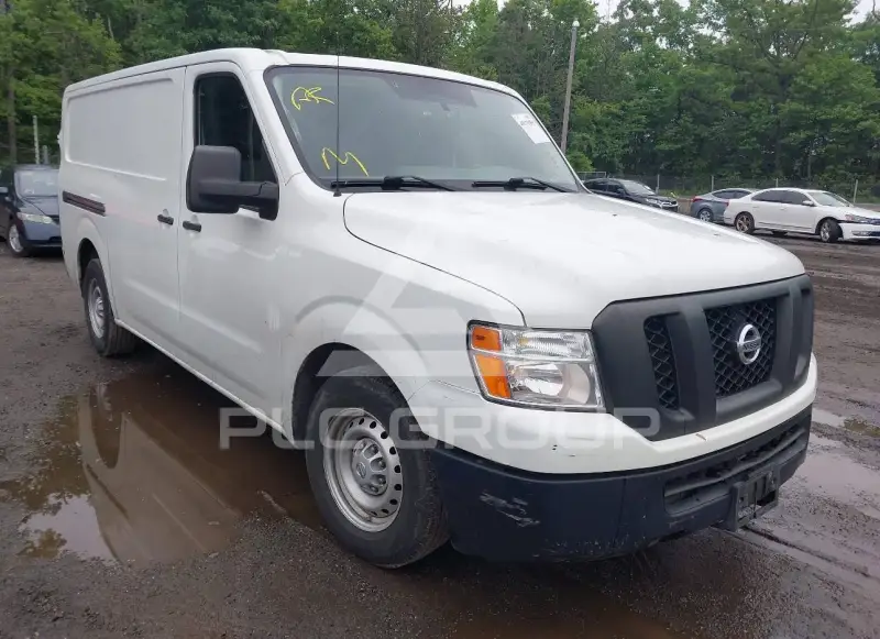 2016 Nissan NV 1500 фото