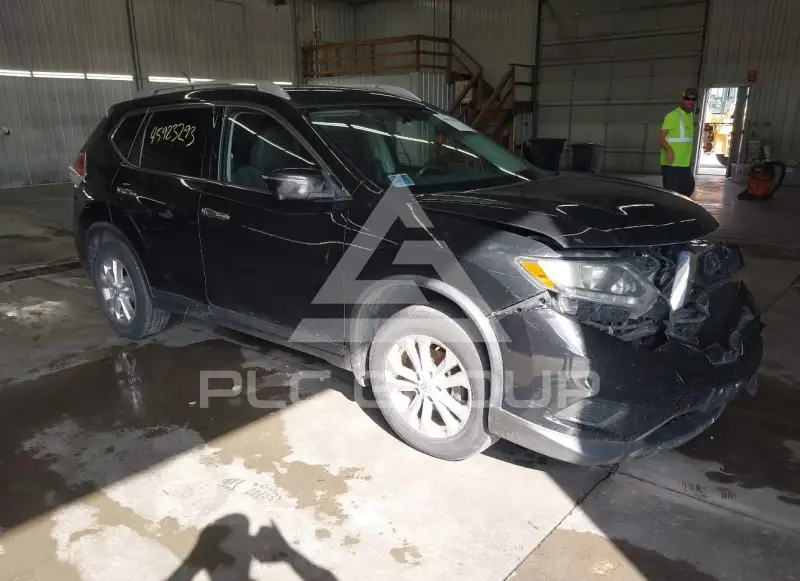 2016 Nissan ROGUE photo