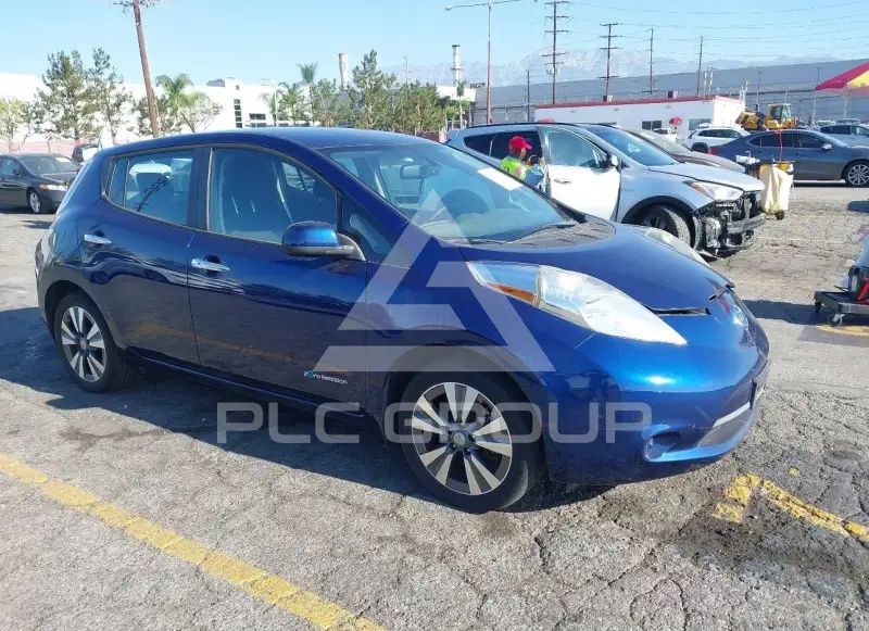 2016 Nissan LEAF photo