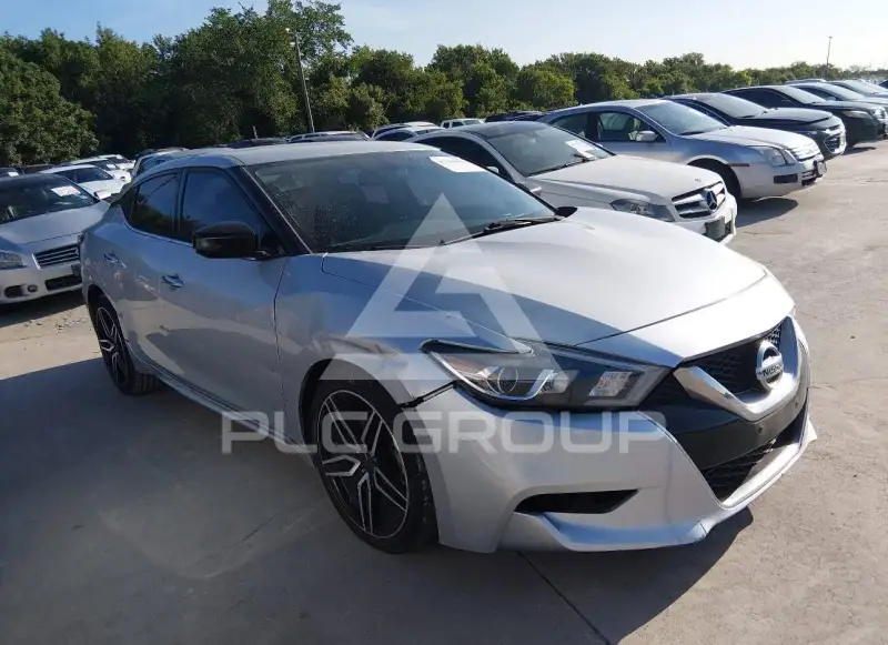 2016 Nissan MAXIMA photo