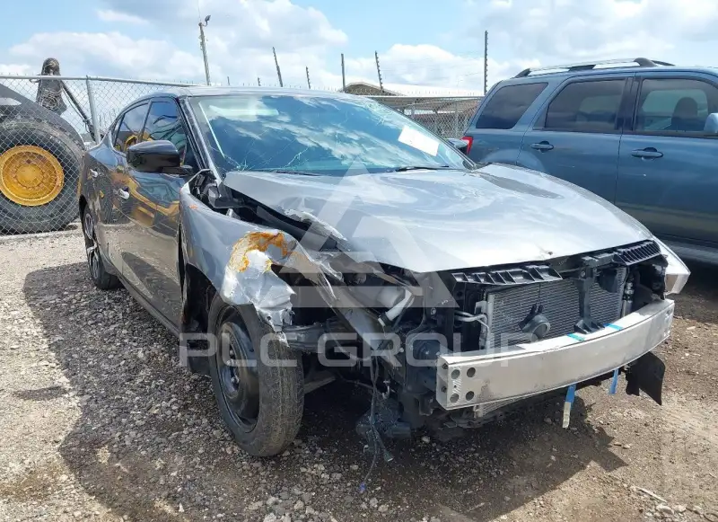 2016 Nissan MAXIMA photo