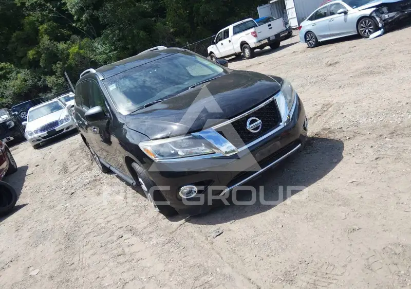 2016 Nissan PATHFINDER photo