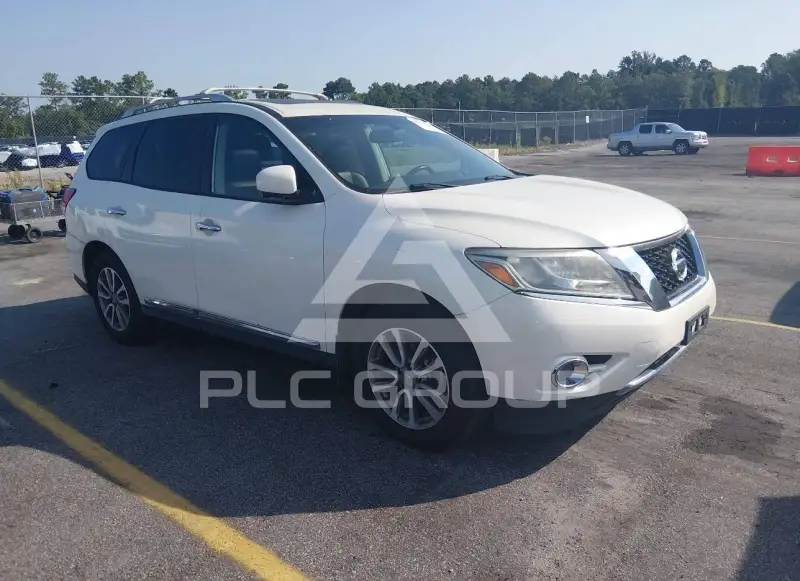 2016 Nissan PATHFINDER photo
