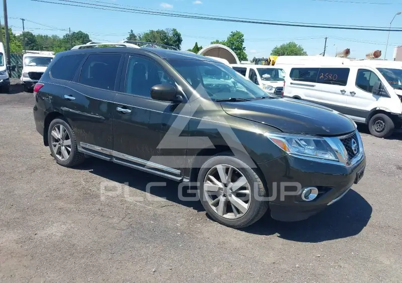 2016 Nissan PATHFINDER photo