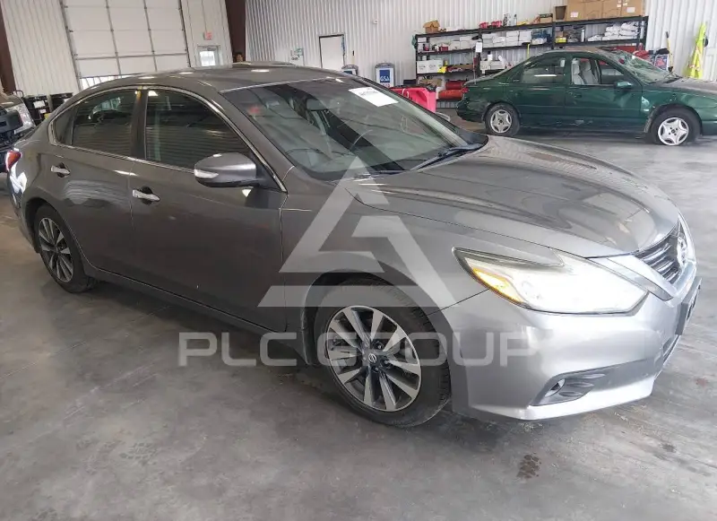 2016 Nissan ALTIMA photo