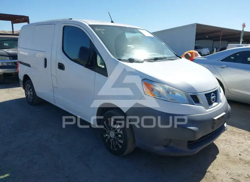 2016 Nissan NV 200 фото