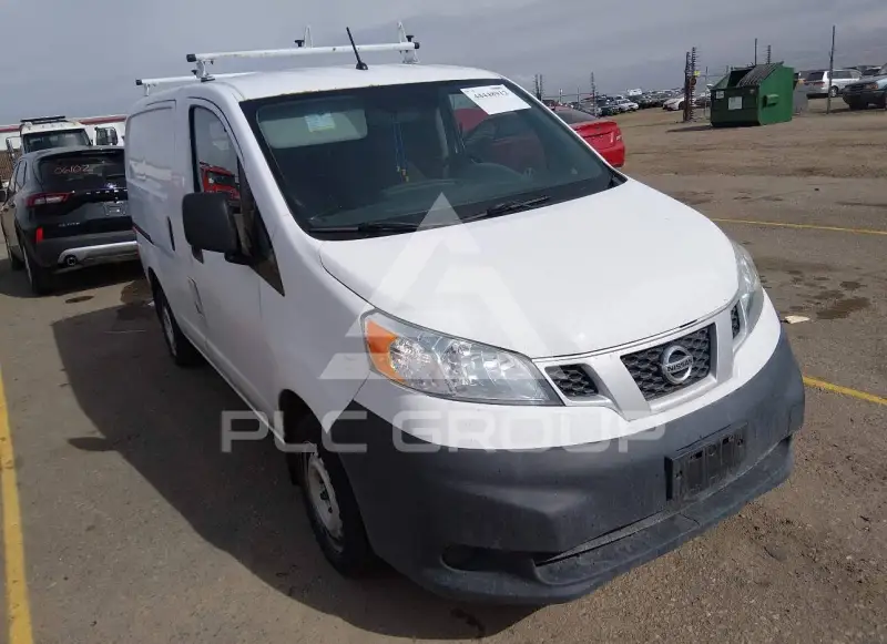 2016 Nissan NV 200 фото
