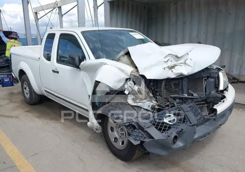 2016 Nissan FRONTIER фото