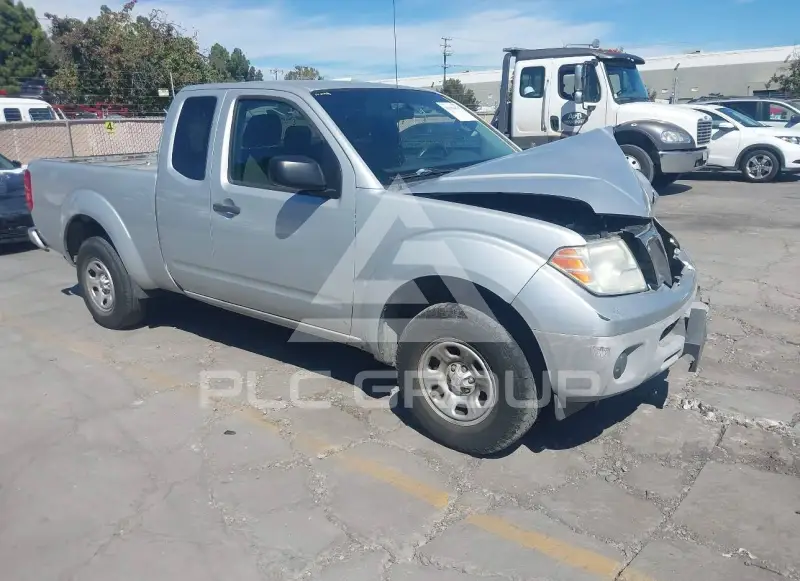 2016 Nissan FRONTIER фото