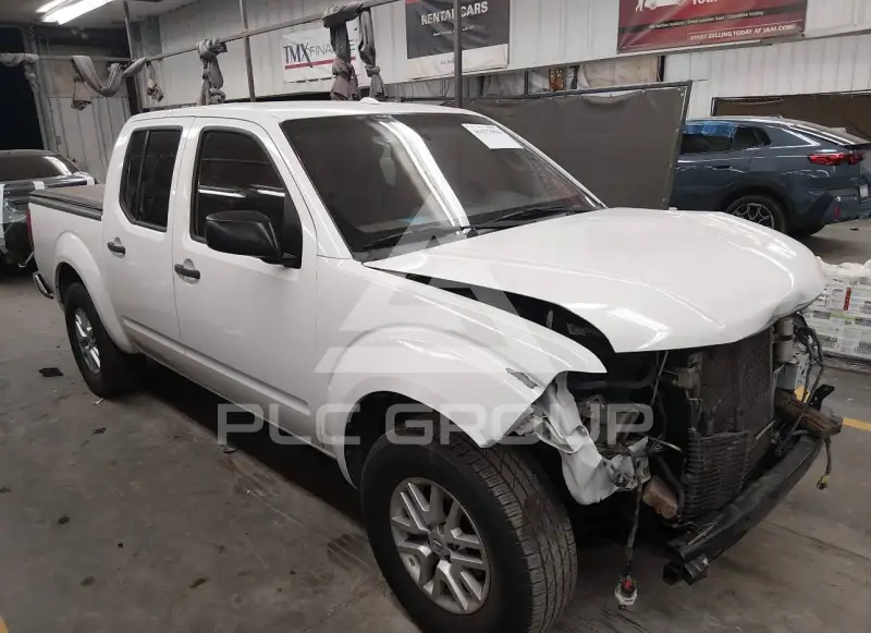 2016 Nissan FRONTIER фото