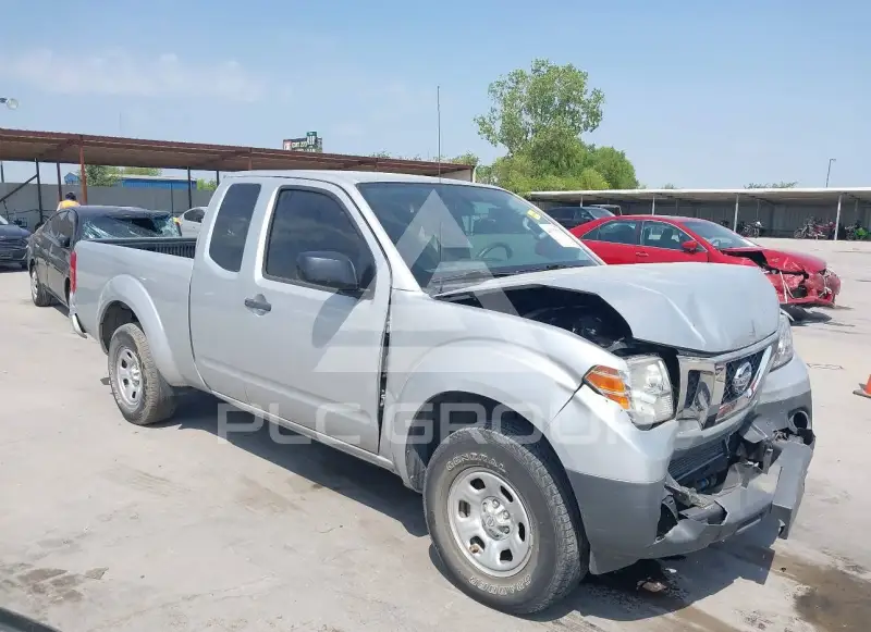 2016 Nissan FRONTIER фото