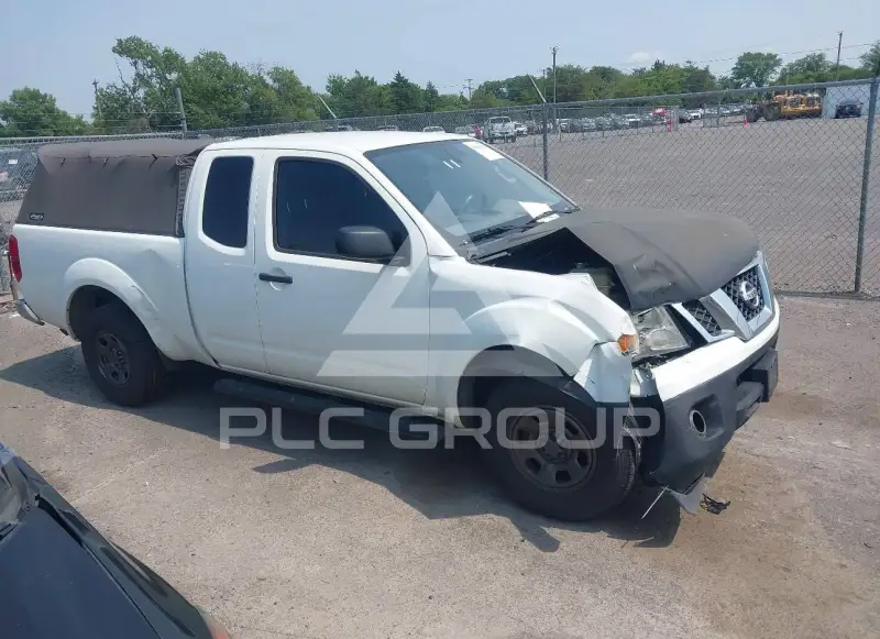2016 Nissan FRONTIER фото