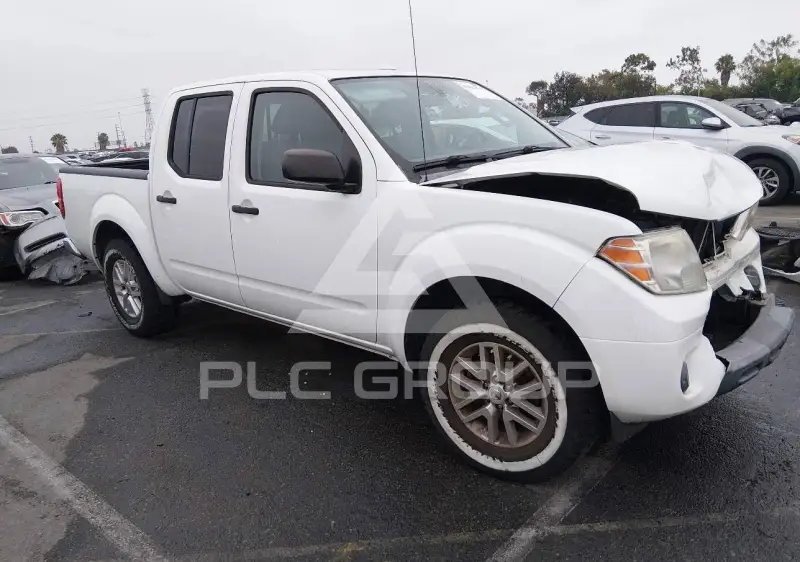 2016 Nissan FRONTIER фото