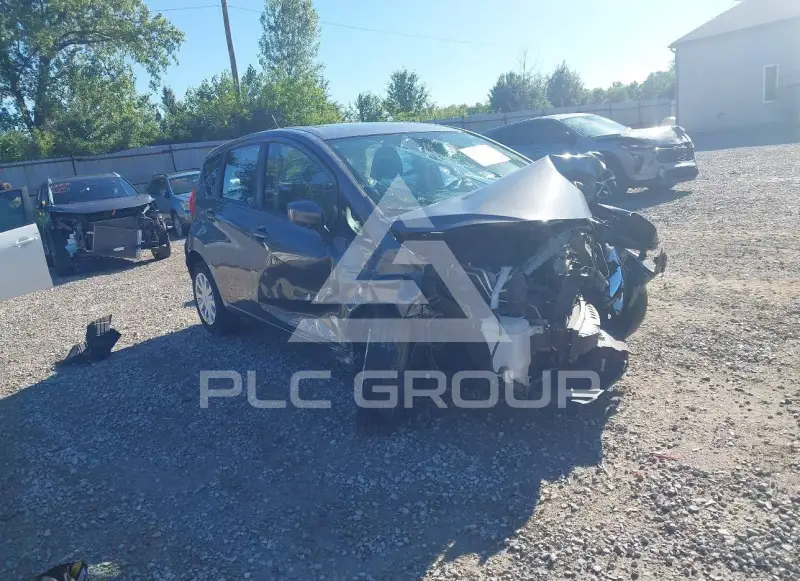 2016 Nissan VERSA photo