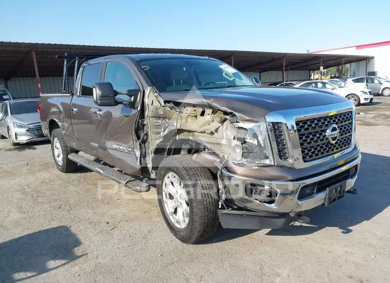 2016 Nissan TITAN фото