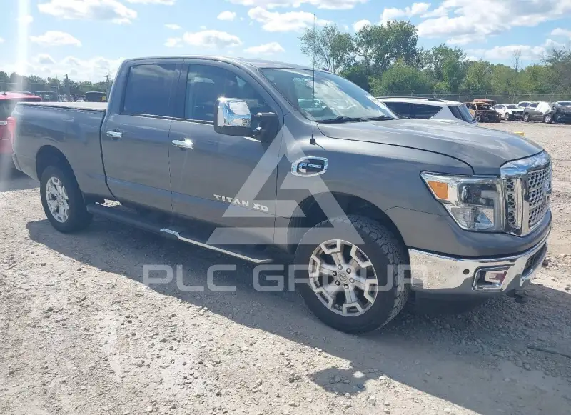 2016 Nissan TITAN фото