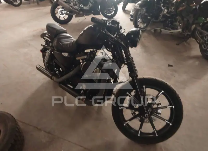 2016 Harley-Davidson XL883 фото