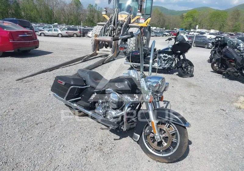2016 Harley-Davidson FLHR фото