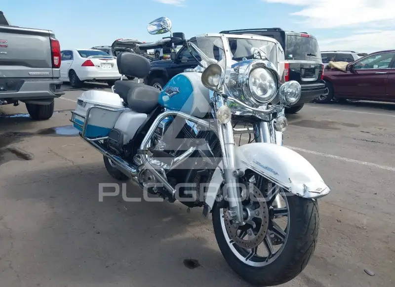2016 Harley-Davidson FLHR фото