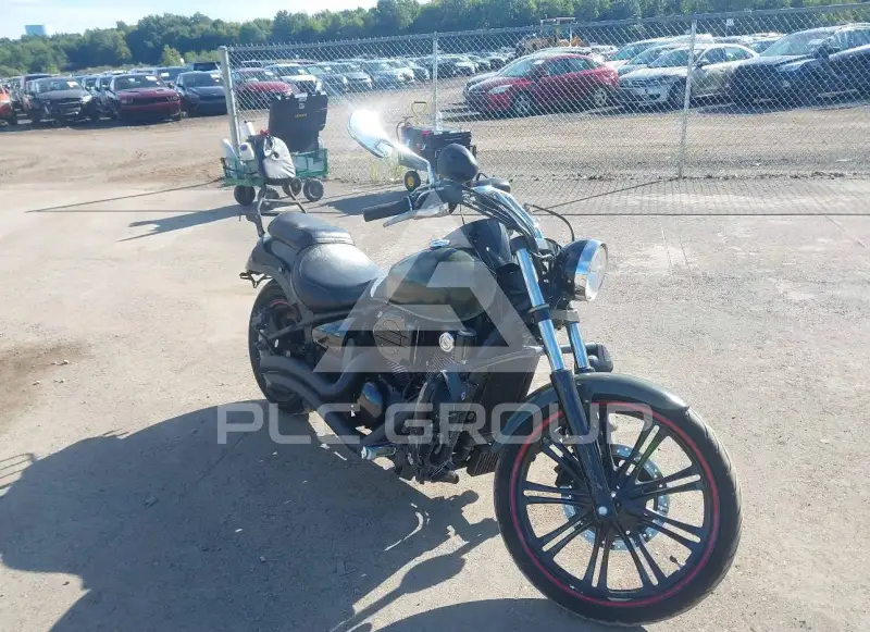 2016 Kawasaki VN900 фото